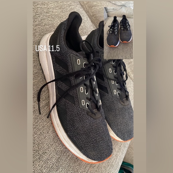 Adidas Men Tenis Shoes - Picture 3 of 3